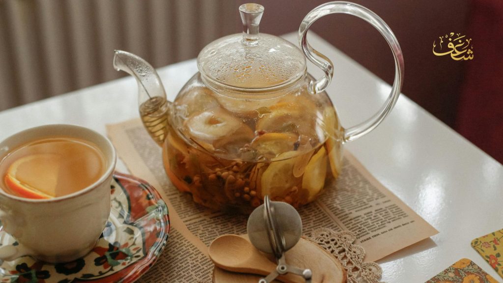 Best Peach Tea in Washington DC Woodley Park at Shaghfva café refreshing cold drink